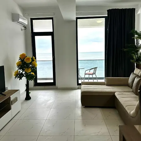 Sea View By Venetis Апартаменты *