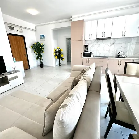 Sea View By Venetis Апартаменты Нэводари