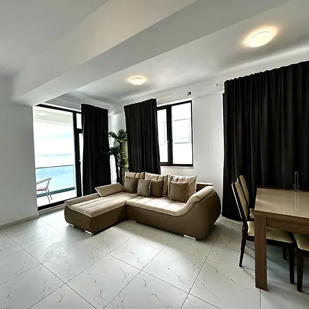 Sea View By Venetis Апартаменты *